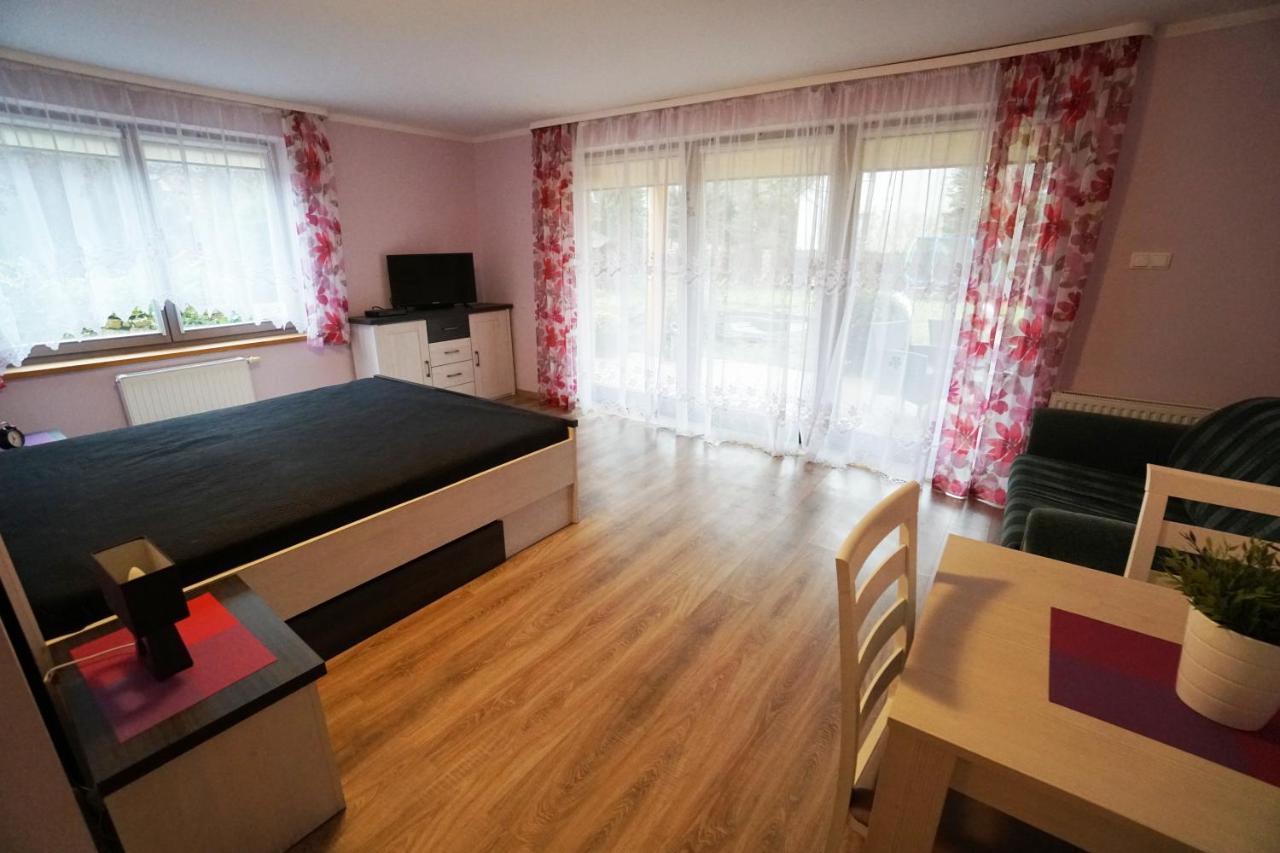 Willa Nad Oczkiem Bed and Breakfast Świnoujście Exterior foto